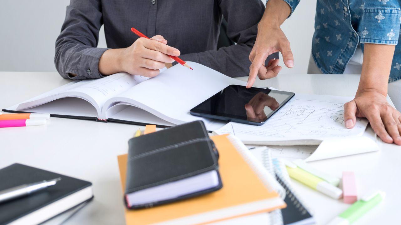 Mahasiswa Dan Budaya Kompetisi: Ketika Nilai Menjadi Beban Psikologis