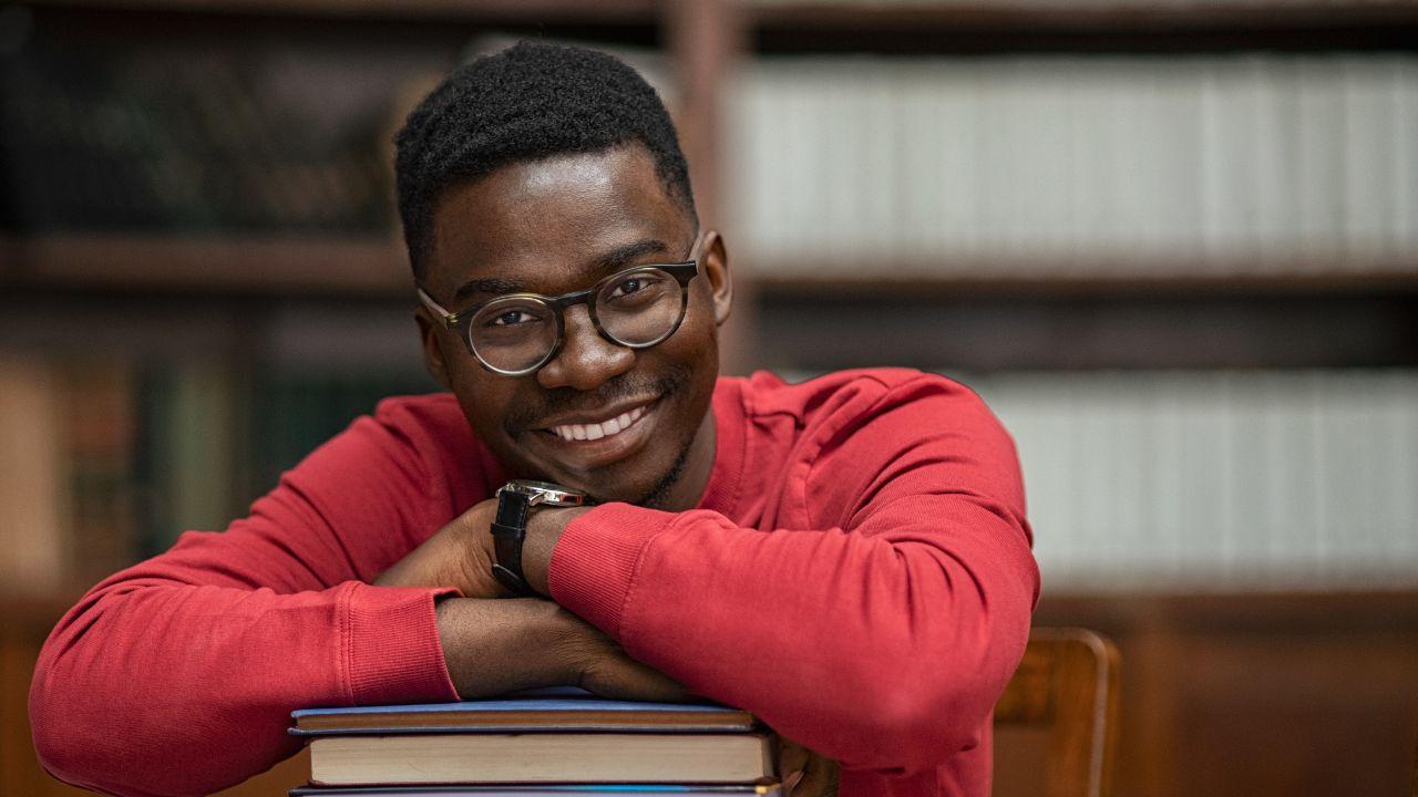 Mahasiswa Dan Pendidikan Tinggi Di Indonesia: Kurikulum, Inklusivitas, Dan Pembentukan Karakter