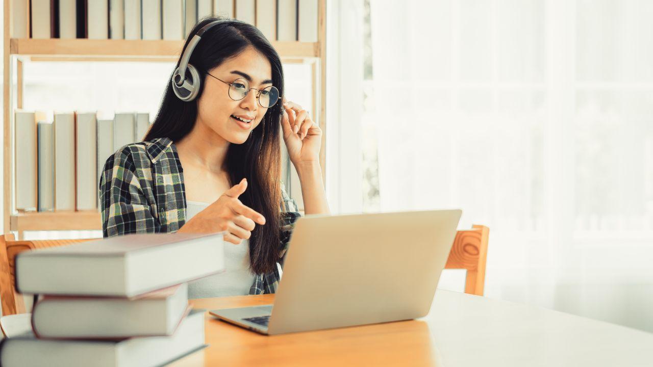 Pendidikan Karakter Mahasiswa Sebagai Fondasi Kepemimpinan Masa Depan