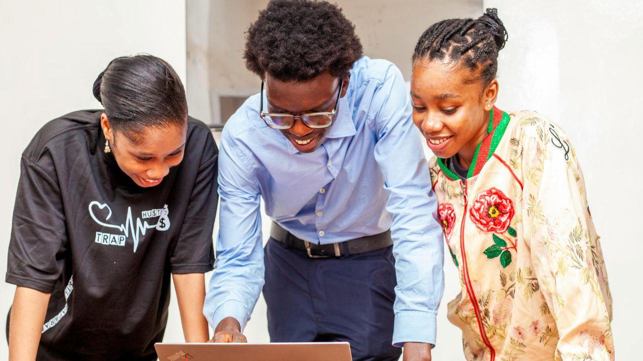 Mahasiswa Dan Pengelolaan Stres: Menyeimbangkan Akademik, Sosial, Dan Kesehatan Mental