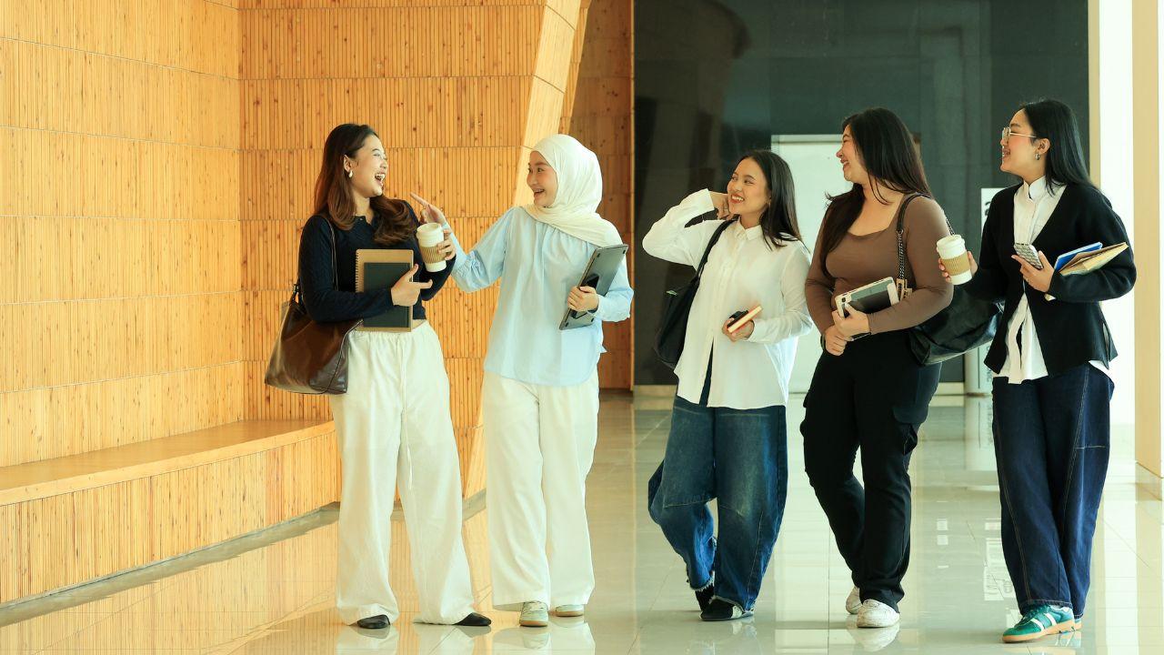 Mahasiswa Perantau Dan Proses Adaptasi Di Lingkungan Kampus