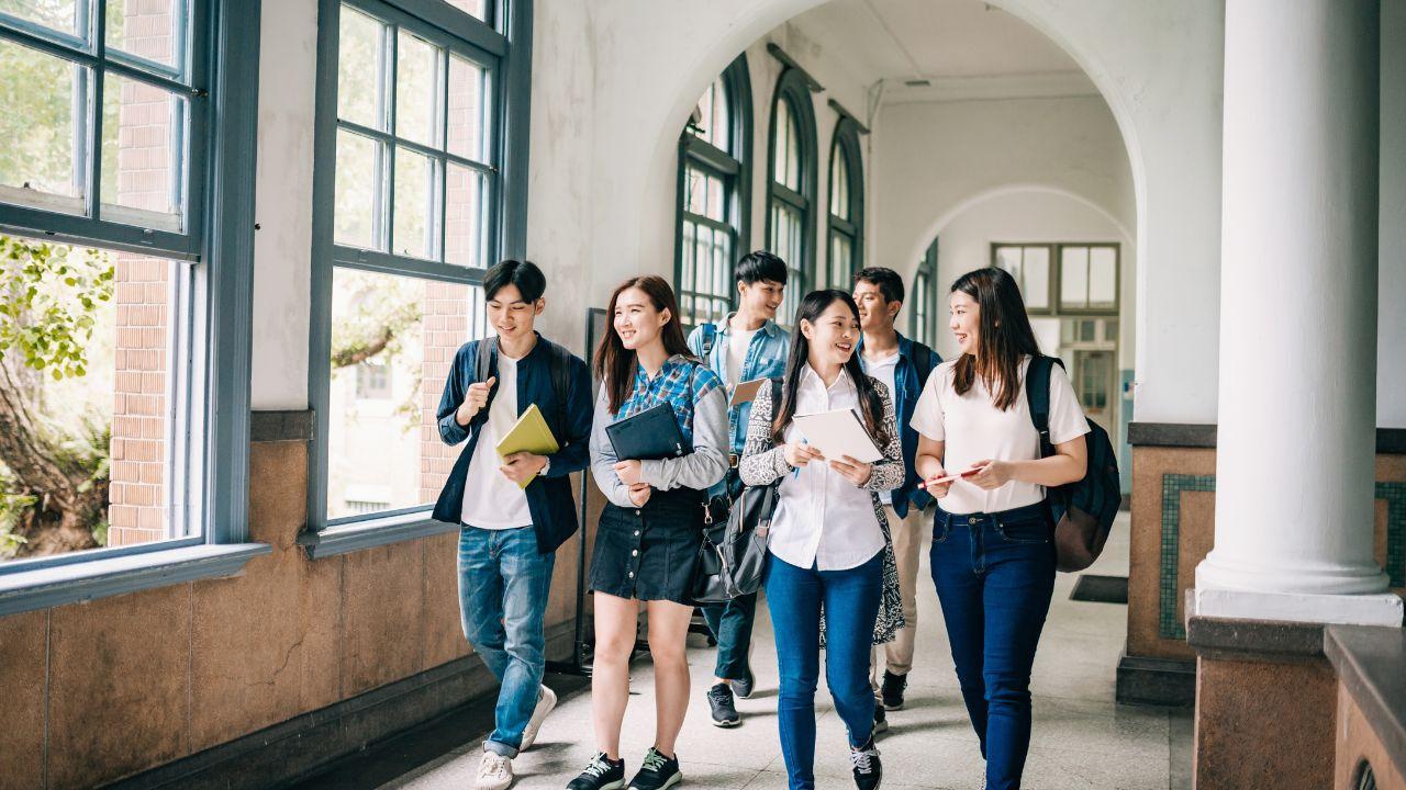 Mahasiswa Sebagai Agen Perubahan Dalam Kehidupan Sosial
