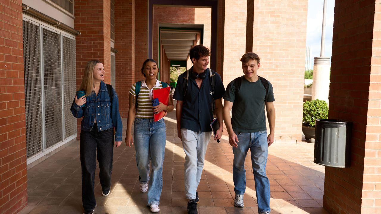 Dinamika Kehidupan Mahasiswa Perantau Di Kota Pendidikan