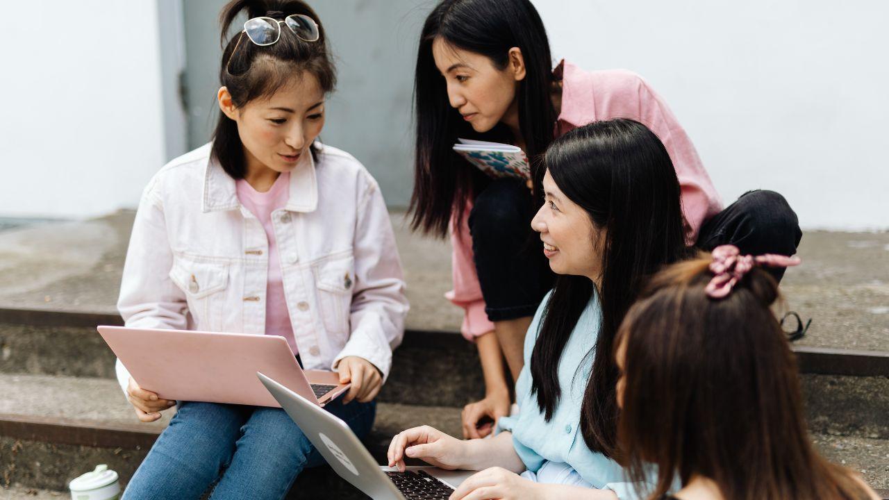 Dinamika Kehidupan Mahasiswa Di Kota Besar Dan Daerah Perantauan