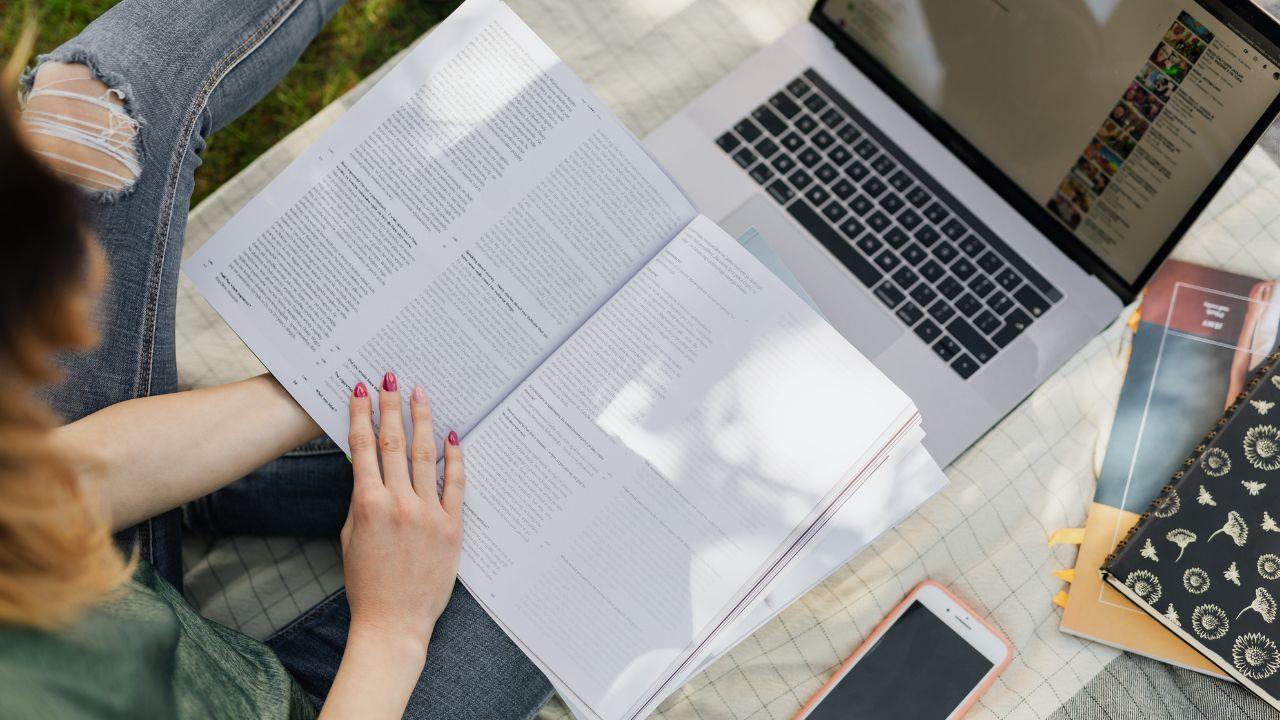 Mahasiswa Indonesia Dan Dinamika Kehidupan Kampus Di Era Modern