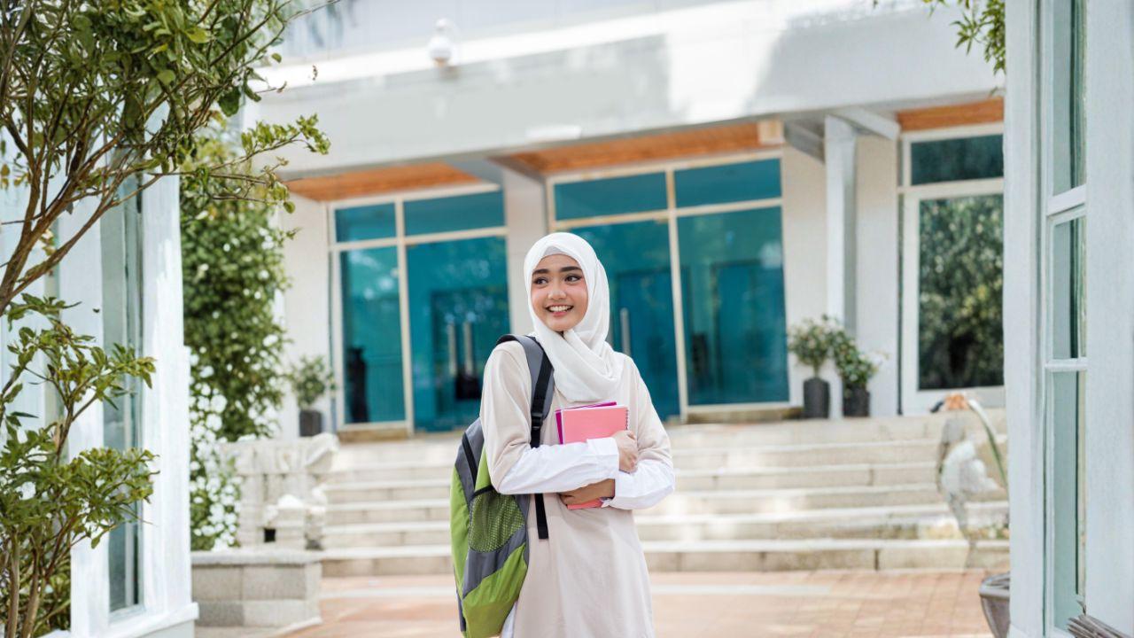 Mahasiswa Indonesia Dan Proses Pembentukan Kemandirian Di Lingkungan Kampus