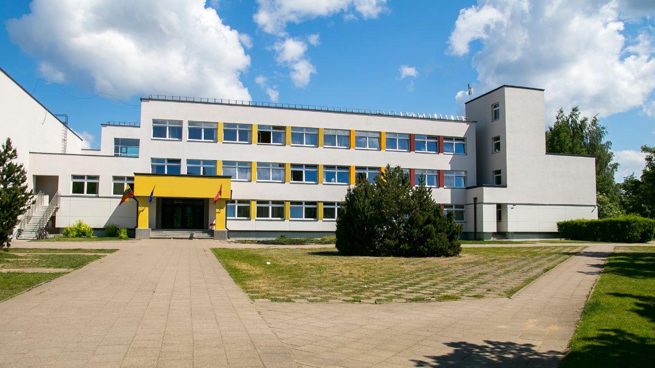 Lingkungan Akademik Di Perguruan Tinggi Indonesia Dan Pengaruhnya Terhadap Kehidupan Mahasiswa