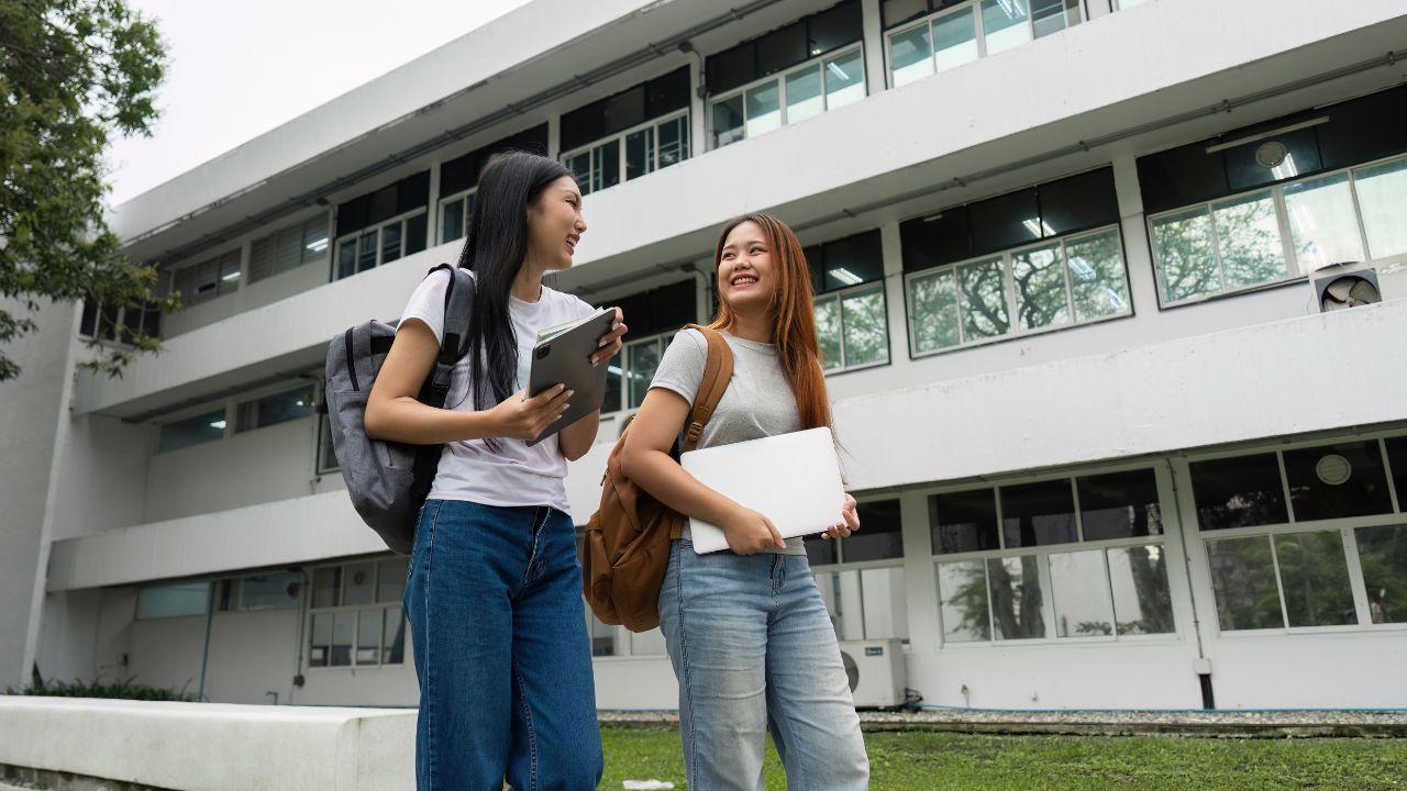 Mahasiswa Indonesia Dan Peran Kampus Dalam Membentuk Generasi Berkualitas