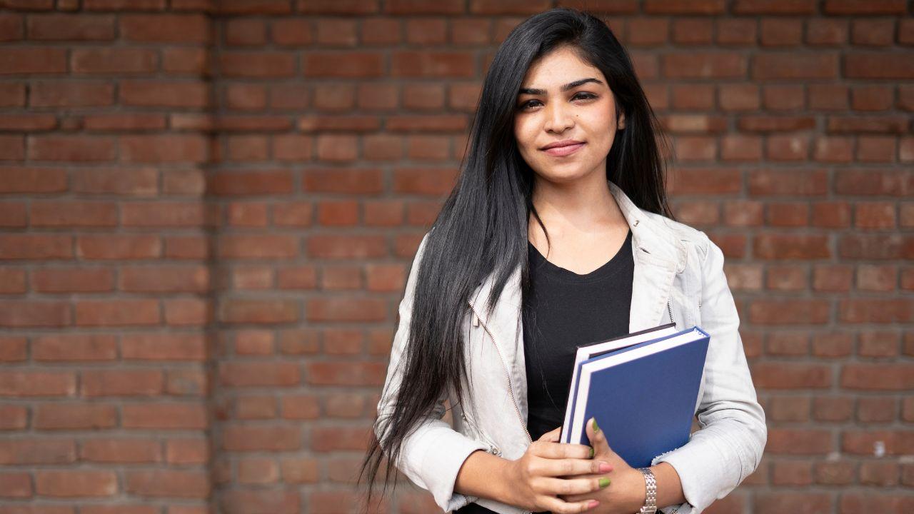 Dinamika Mahasiswa Indonesia Dalam Menghadapi Sistem Perkuliahan