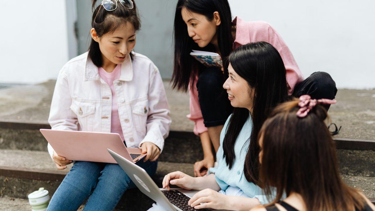 Budaya Perantauan: Warna-warni Kehidupan Mahasiswa Rantau Di Kota Besar