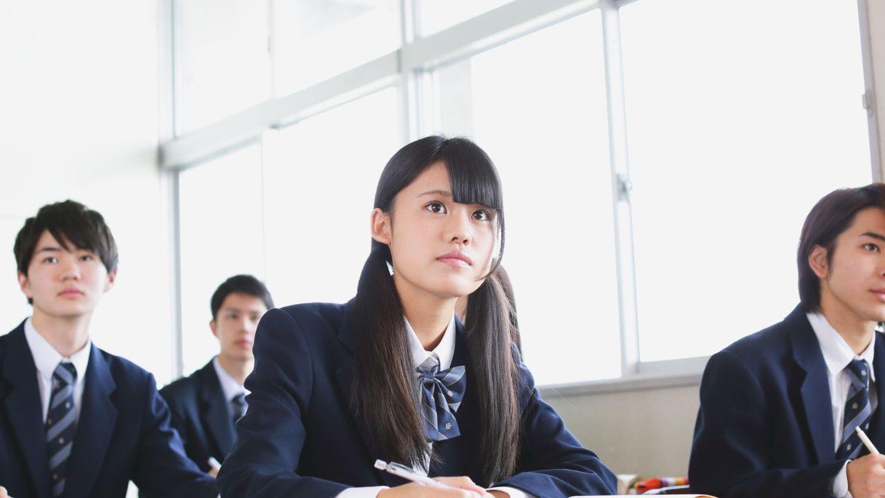 Belajar Mengatur Hidup: Mahasiswa Di Tengah Arus Tuntutan Dan Kebebasan