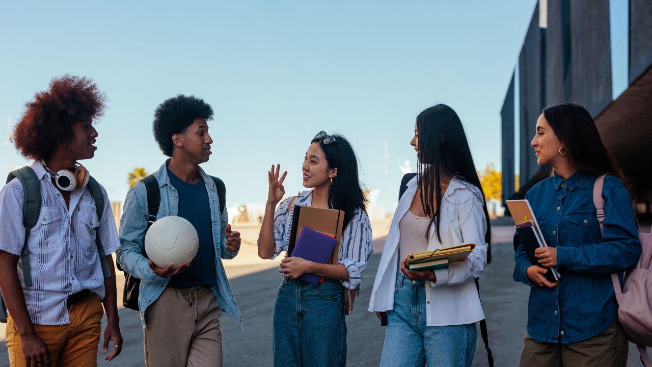 Mahasiswa Dan Pemanfaatan Perpustakaan Sebagai Sumber Belajar