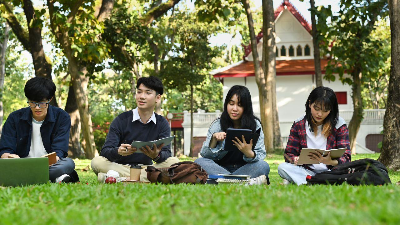 Peran Mahasiswa Dalam Mengembangkan Potensi Diri Selama Masa Perkuliahan