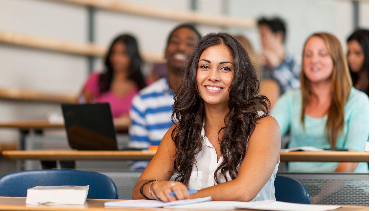 Magang, Kerja Paruh Waktu, Dan Persiapan Karier Mahasiswa