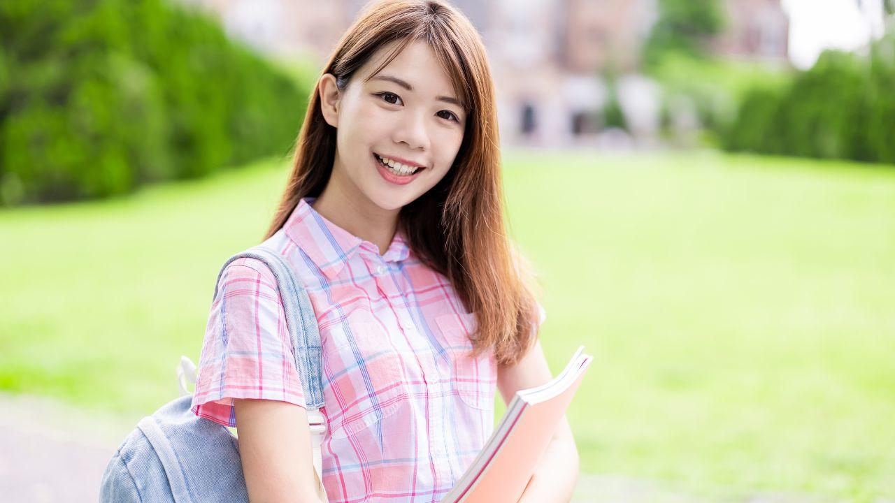 Memilih Jurusan Kuliah: Antara Minat Dan Prospek Kerja