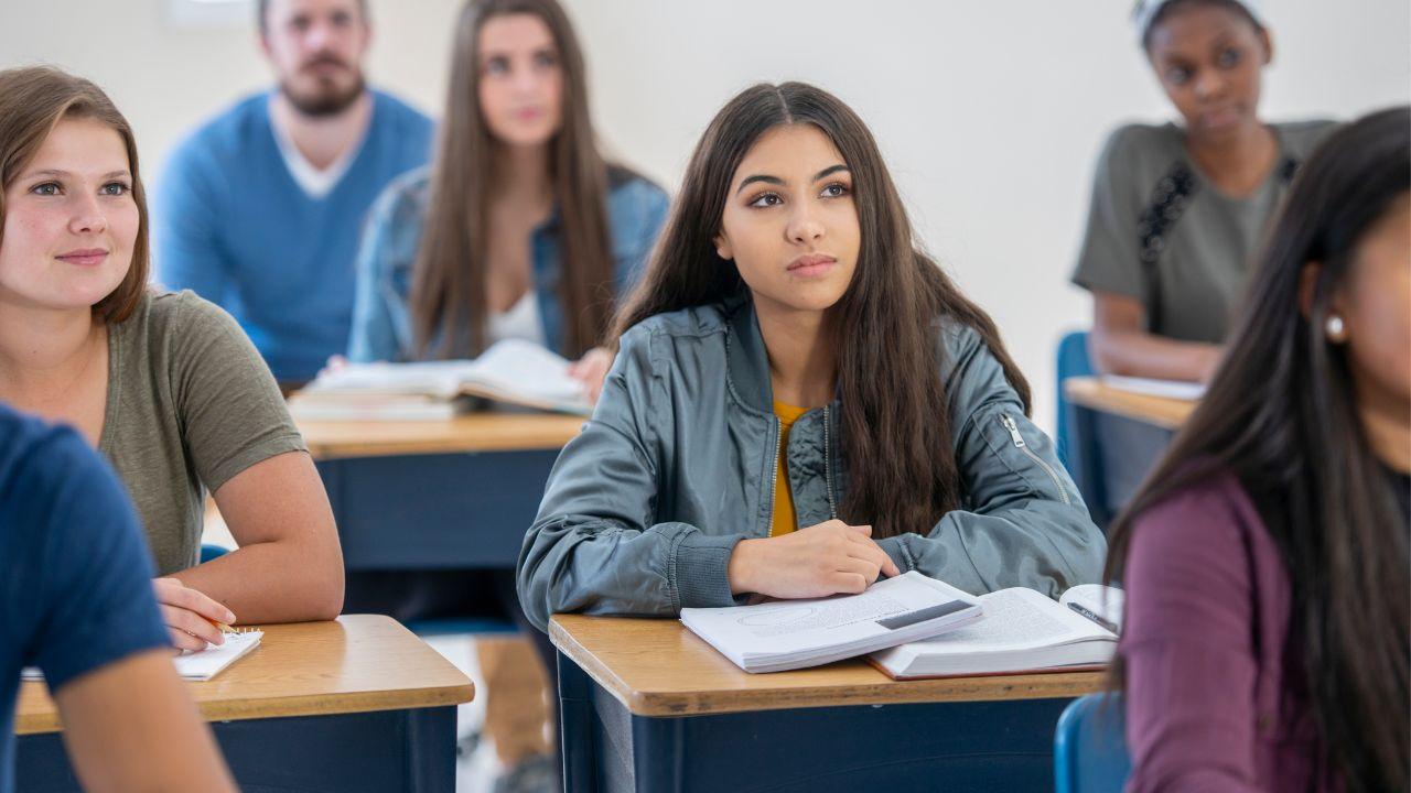 Mahasiswa Dan Peran Relawan Di Tengah Masyarakat