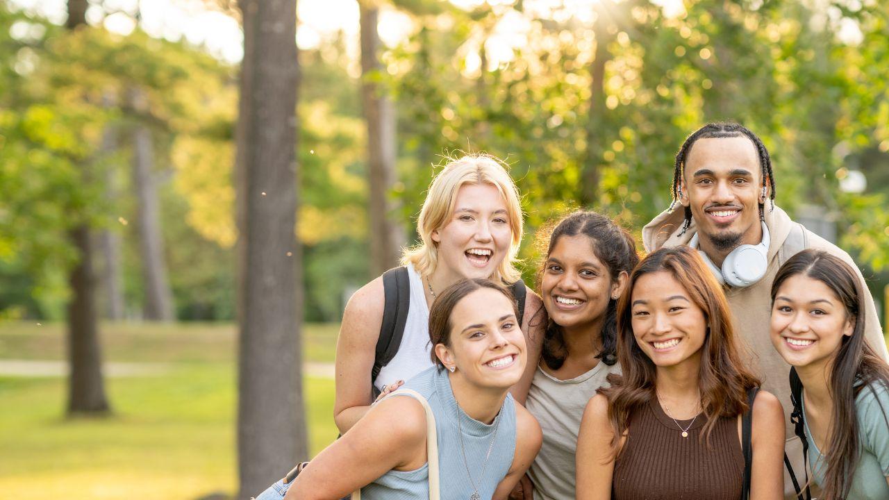 Mahasiswa Dan Tantangan Menjaga Kesehatan Tubuh Saat Sibuk Kuliah