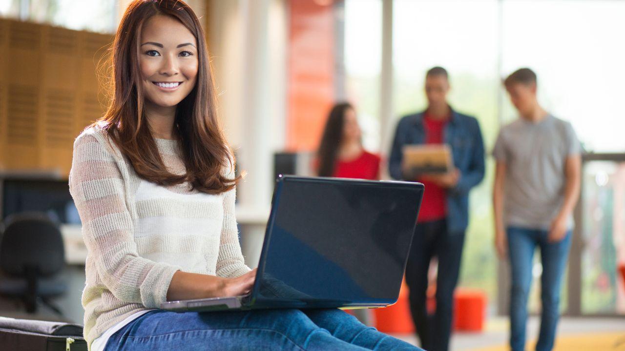 Mahasiswa Dan Strategi Menghadapi Tekanan Akademik Di Perguruan Tinggi