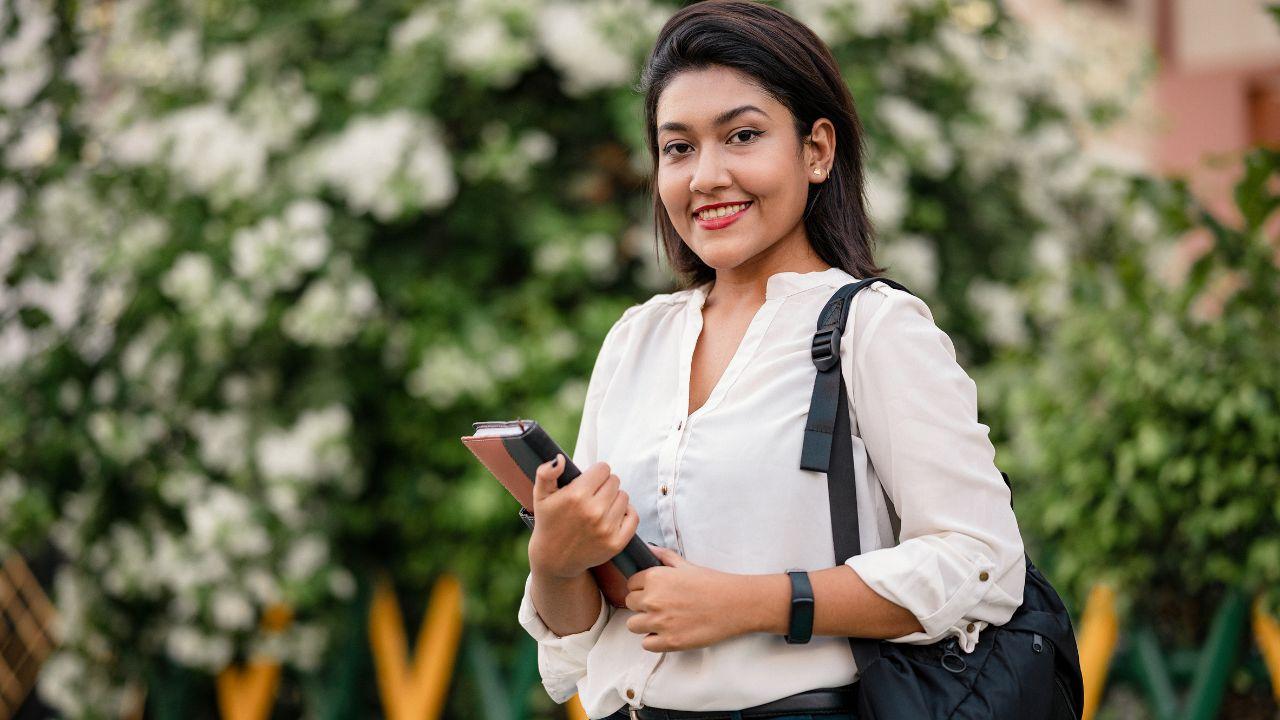 Mahasiswa Dan Pengaruh Lingkungan Kampus Terhadap Prestasi Akademik