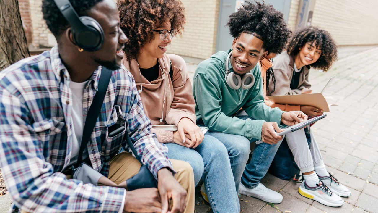 Mahasiswa Dan Peran Organisasi Kampus Dalam Mengembangkan Kepemimpinan