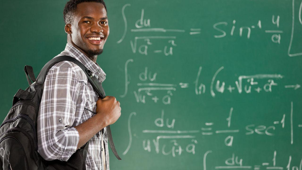 Mahasiswa Aktif: Meningkatkan Keterampilan Sosial Melalui Organisasi