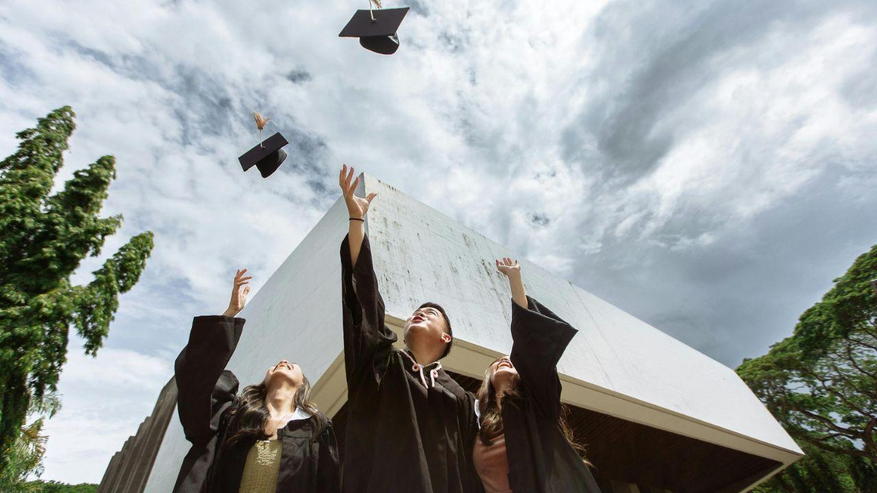 Tantangan Membagi Waktu Antara Kuliah Dan Organisasi
