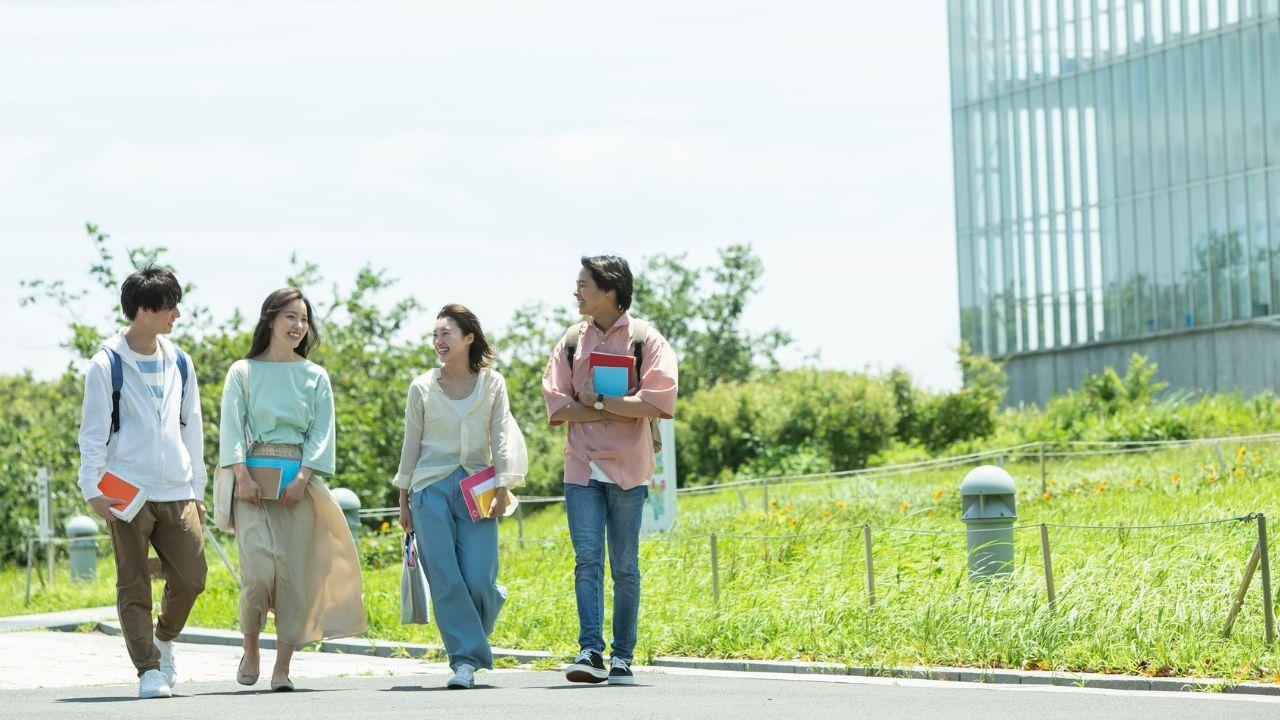 Mahasiswa Dan Peran Pendidikan Tinggi Dalam Mendorong Kepemimpinan Beretika