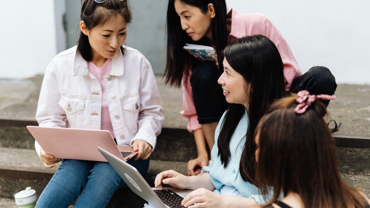 Mewujudkan Mahasiswa Indonesia Yang Seimbang: Akademik, Sosial, Dan Kesehatan Di Lingkungan Kampus