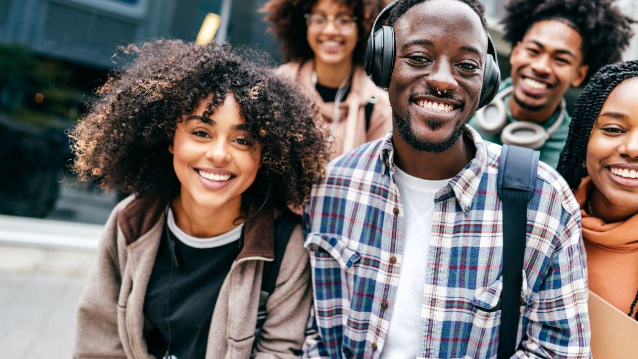 Peran Mahasiswa Dalam Riset Dan Publikasi Ilmiah: Membangun Budaya Akademik Yang Produktif