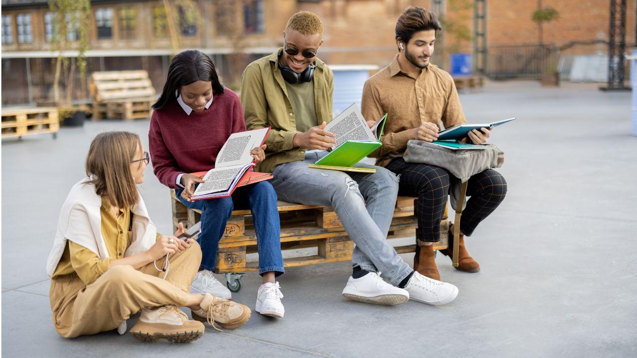 Peran Mahasiswa Dalam Mendorong Inovasi Sosial Di Lingkungan Kampus