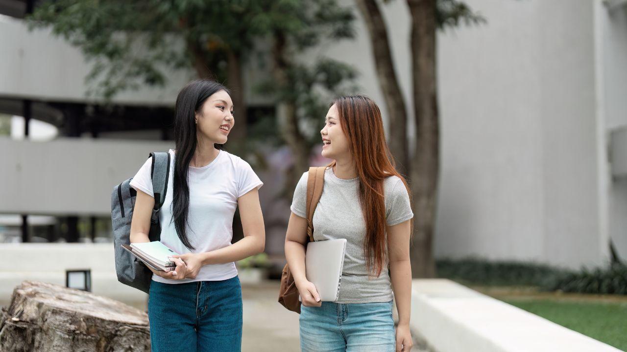 Mahasiswa Berdaya Saing: Mengoptimalkan Kurikulum, Karakter, Dan Lingkungan Inklusif