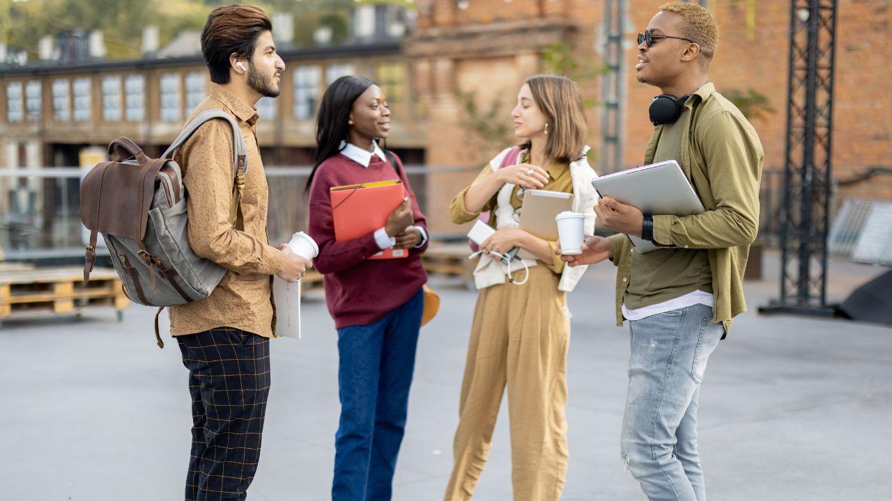 Mahasiswa Kreatif Dan Berkarakter: Pilar Utama Pendidikan Tinggi Di Indonesia