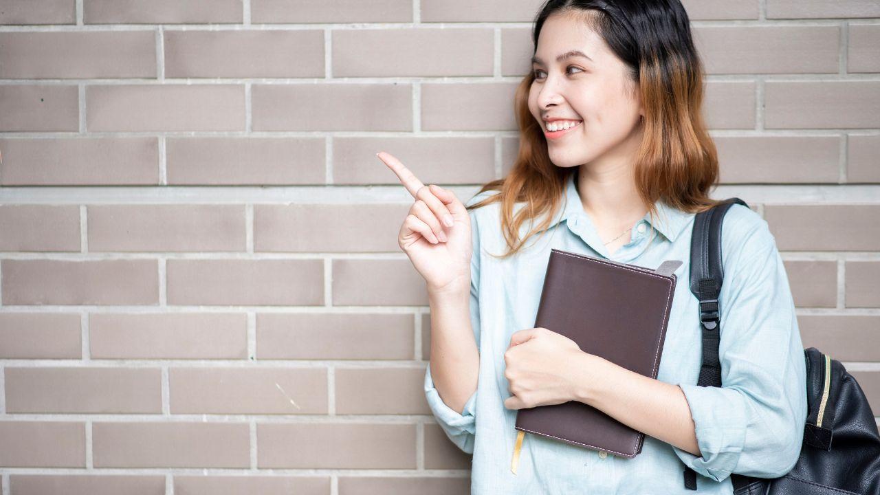 Mahasiswa Berkarakter: Membangun Kepemimpinan Dan Integritas Di Kampus