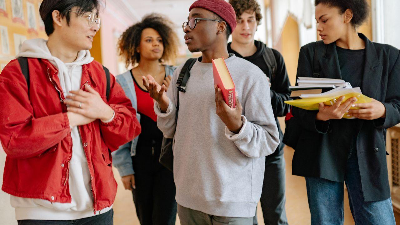 Mahasiswa Digital: Menguasai Teknologi Untuk Produktivitas Dan Pembelajaran