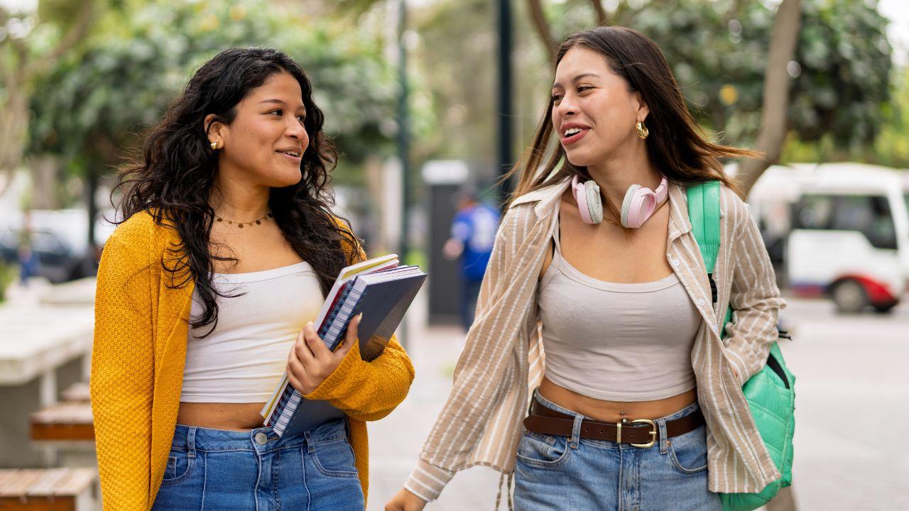Mahasiswa Berwawasan Lingkungan: Membangun Kepedulian Dan Aksi Nyata Di Kampus
