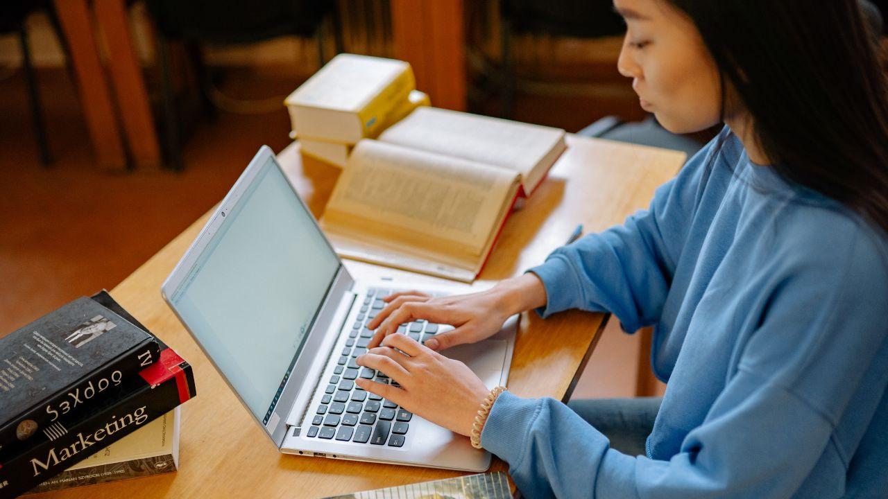 Mahasiswa Berorientasi Tujuan: Menentukan Arah Dan Mencapai Kesuksesan Di Kampus