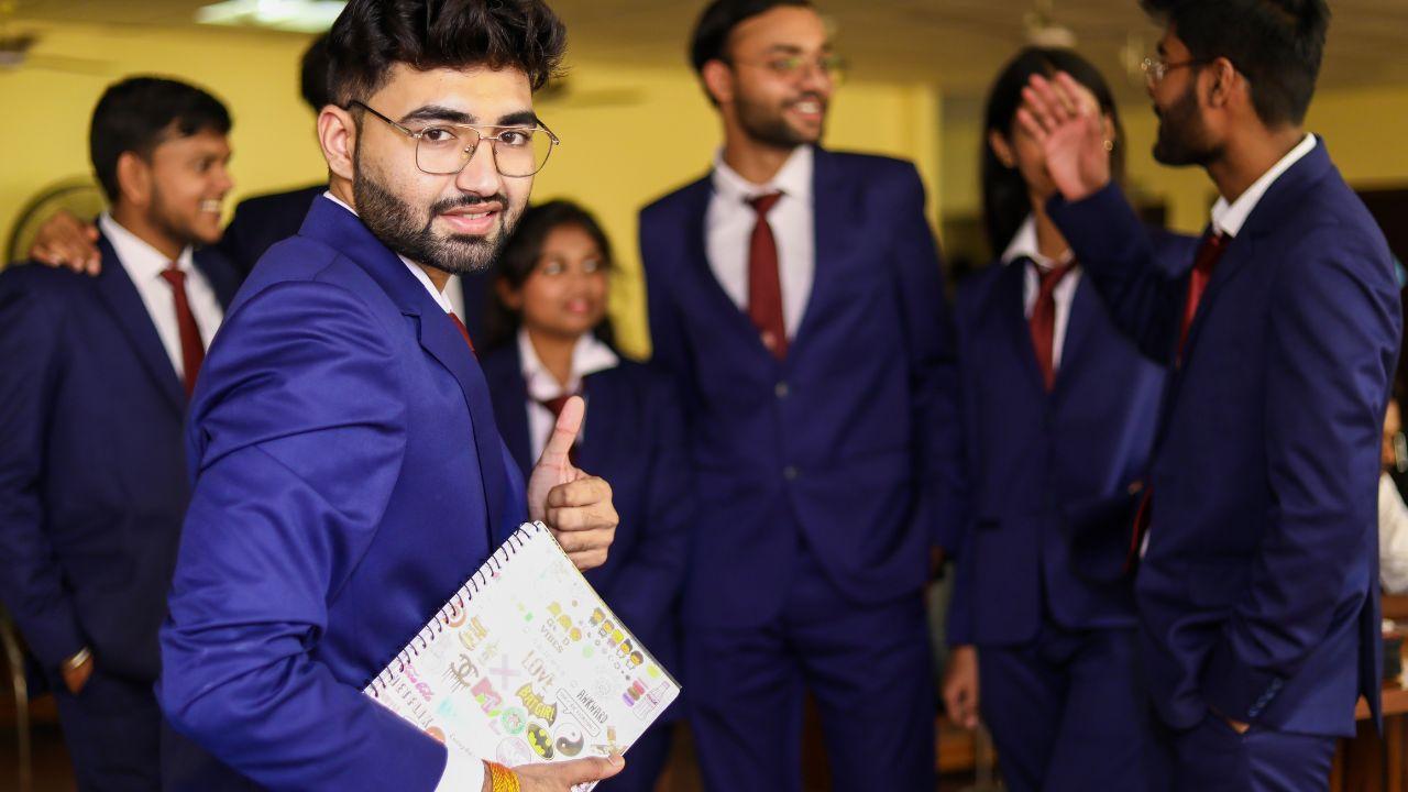 Mahasiswa Berwawasan Luas: Menjalani Kehidupan Kampus Dengan Sehat Dan Produktif