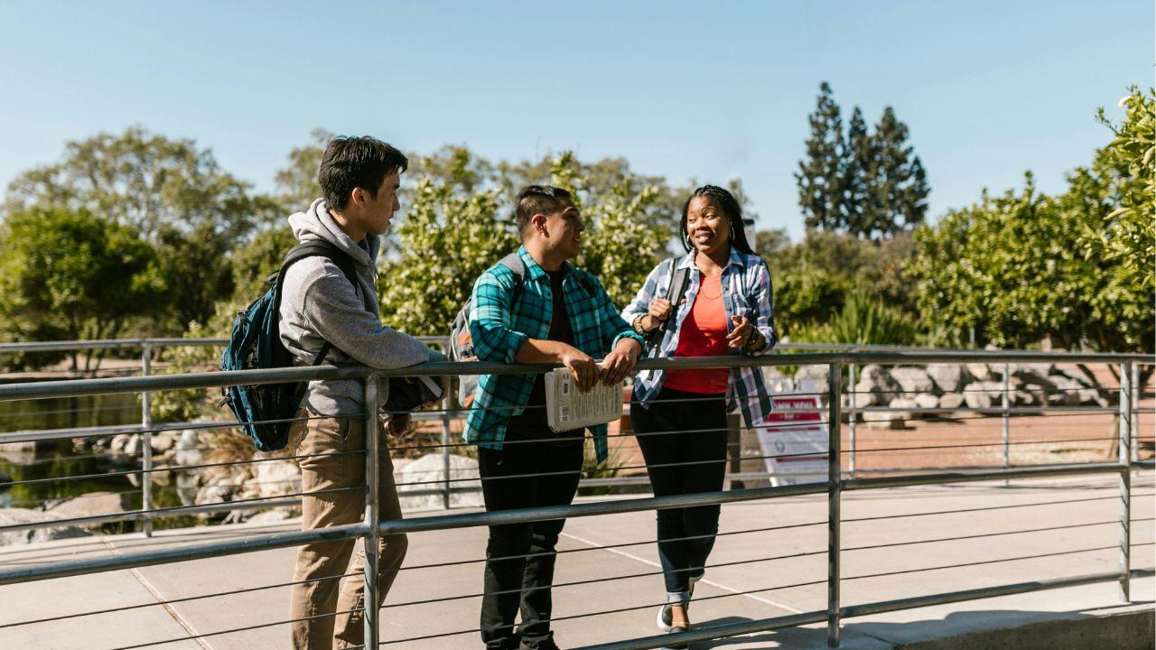 Mahasiswa Inovatif:Membangun Prestasi Akademik Dan Keseimbangan Hidup Di Kampus