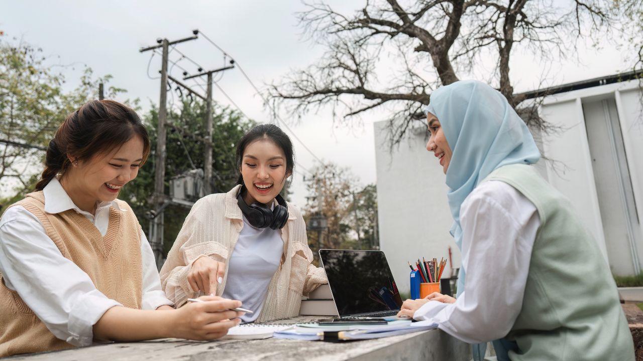 Mahasiswa Kompeten: Menyelaraskan Akademik, Organisasi, Dan Kesehatan Di Dunia Kampus