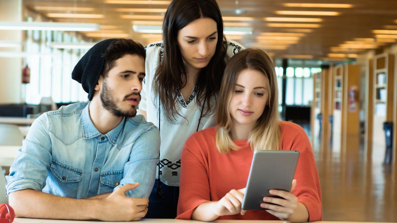Kehidupan Mahasiswa Yang Seimbang: Kunci Sukses Di Universitas Indonesia