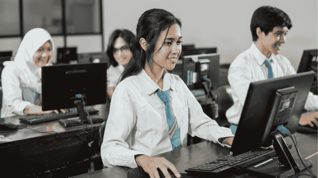 Pendidikan Sebagai Alat Pemersatu Bangsa