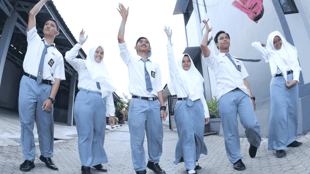 Pendidikan Sebagai Jalan Kemajuan