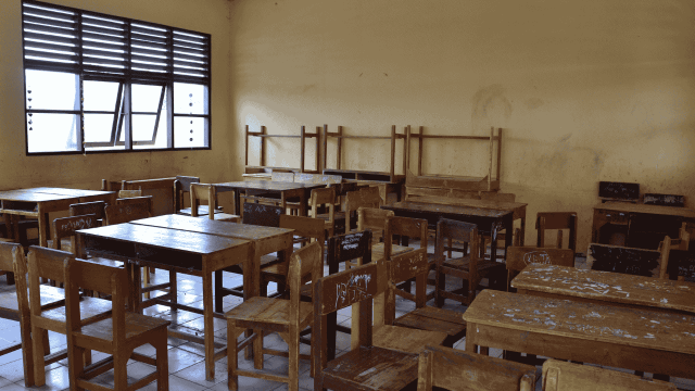 Gambar Artikel Sekolah Dan Perannya Dalam Masyarakat