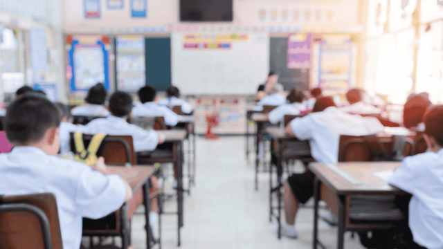 Sekolah Dan Pendidikan Moral: Membangun Generasi Beretika Dan Bertanggung Jawab