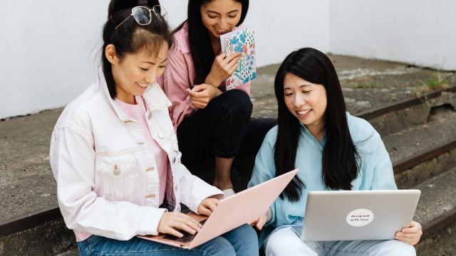 Gambar Artikel Pendidikan Di Era Digital: Tantangan Atau Peluang Bagi Sekolah Di Indonesia