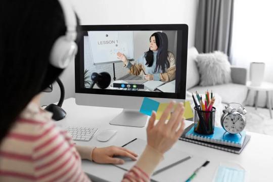 Tren Kuliah Hybrid Semakin Diminati Mahasiswa Di Indonesia