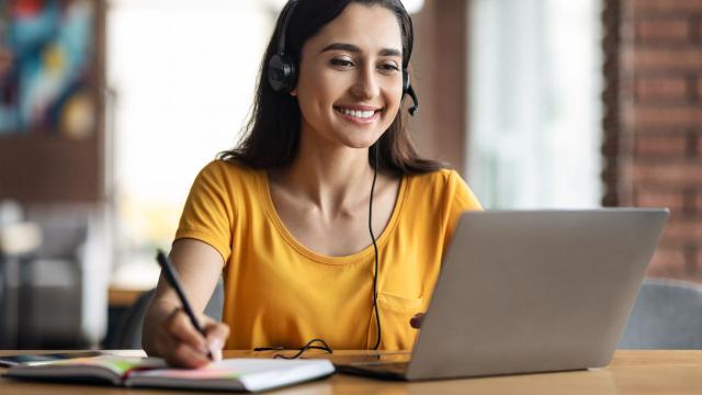 Gambar Artikel Membangun Kehidupan Mahasiswa Yang Berkualitas: Peran Kurikulum, Inklusivitas, Dan Kesehatan Mental