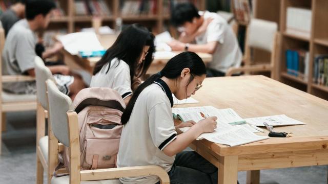 Gambar Artikel Mahasiswa Kreatif Dan Sehat: Mengembangkan Inovasi, Organisasi, Dan Gaya Hidup Seimbang Di Kampus