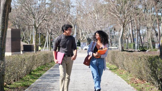 Gambar Artikel Mahasiswa Mandiri: Membangun Kedisiplinan Dan Tanggung Jawab Dalam Kehidupan Kampus