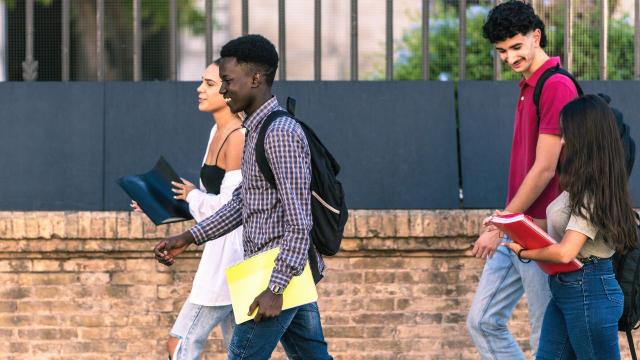 Gambar Artikel Mahasiswa Inovatif: Mengembangkan Ide Dan Solusi Baru Di Lingkungan Kampus